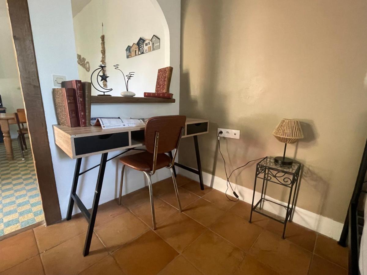 Du Cote De Chez Nous Apartment *